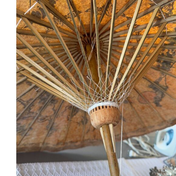 Stunning 1940's vintage Bamboo Japanese paper Umbrella NO breaks must see - Picture 7 of 8